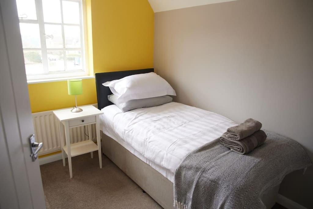 Garden House Villa Cirencester Bagian luar foto