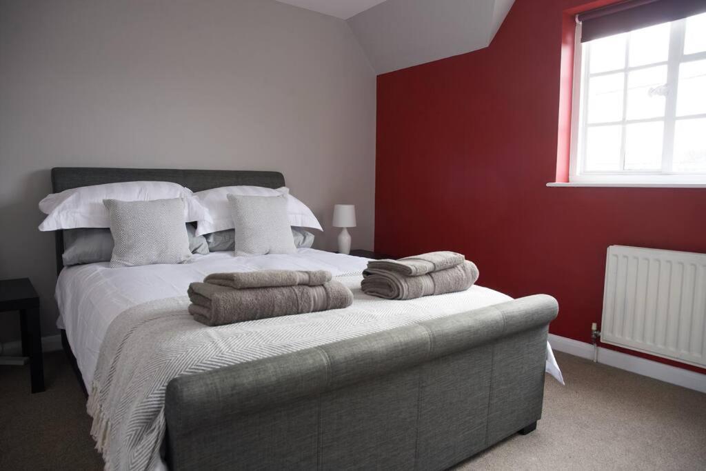 Garden House Villa Cirencester Bagian luar foto