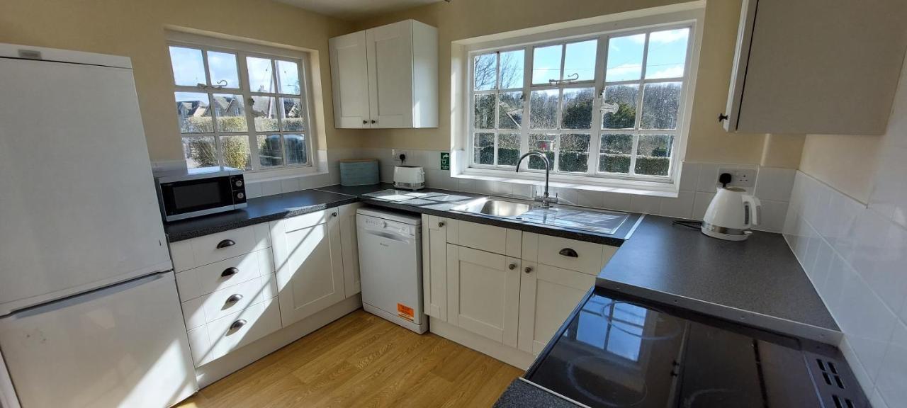 Garden House Villa Cirencester Bagian luar foto